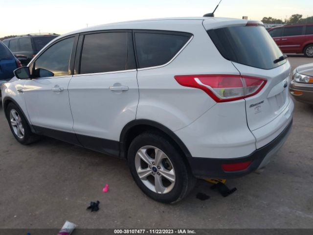 Photo 2 VIN: 1FMCU0G73GUB71294 - FORD ESCAPE 