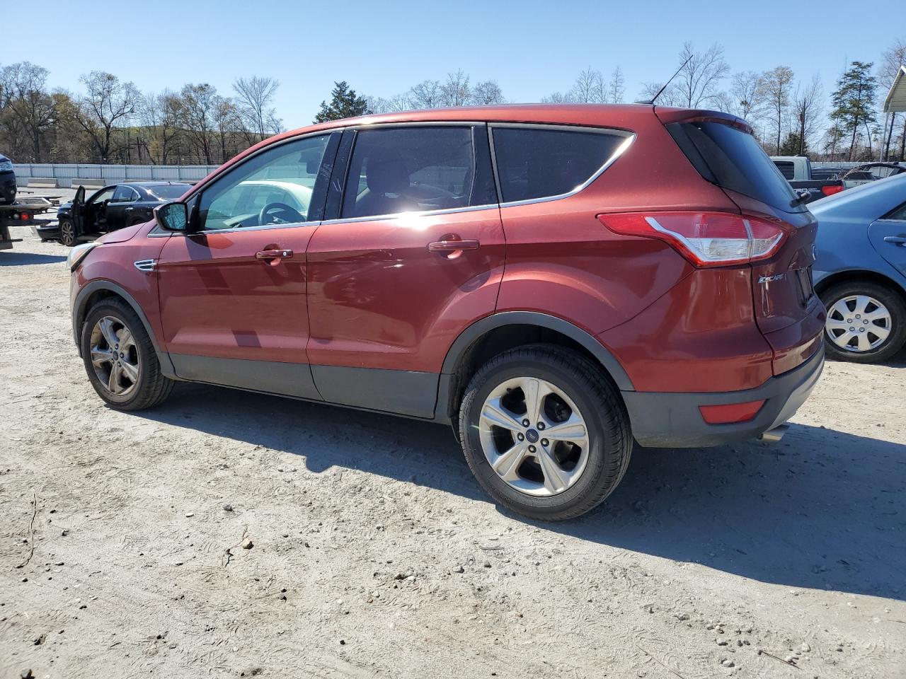 Photo 1 VIN: 1FMCU0G73GUC50321 - FORD ESCAPE 