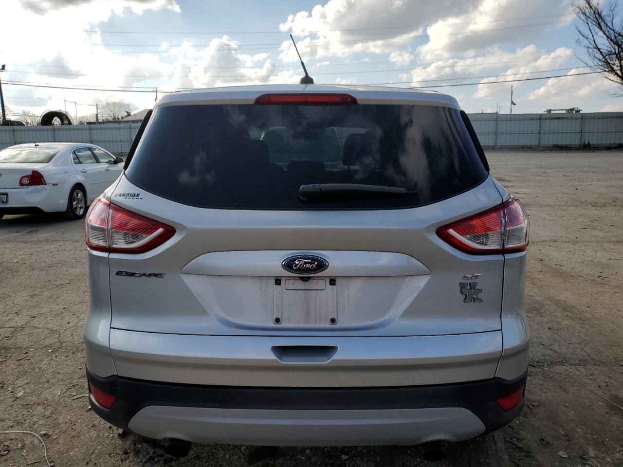 Photo 5 VIN: 1FMCU0G74FUA75706 - FORD ESCAPE 