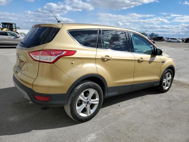 Photo 2 VIN: 1FMCU0G74FUB32860 - FORD ESCAPE SE 