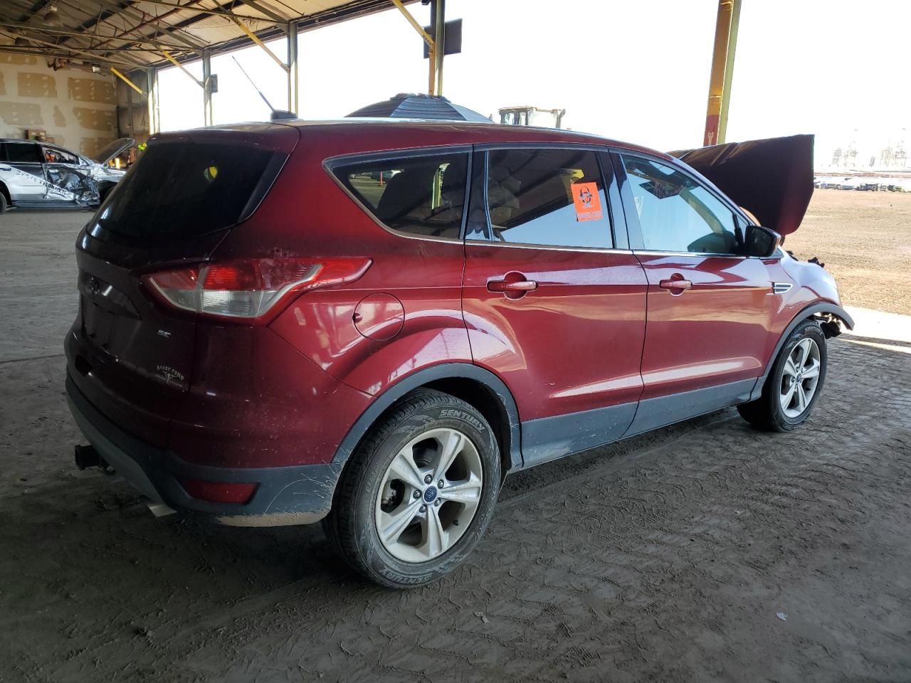 Photo 2 VIN: 1FMCU0G74GUB59591 - FORD ESCAPE 