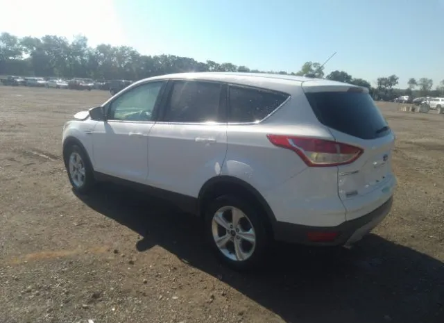 Photo 2 VIN: 1FMCU0G75GUB92812 - FORD ESCAPE 