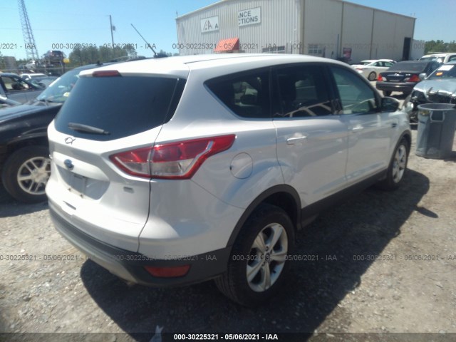 Photo 3 VIN: 1FMCU0G76FUC55706 - FORD ESCAPE 