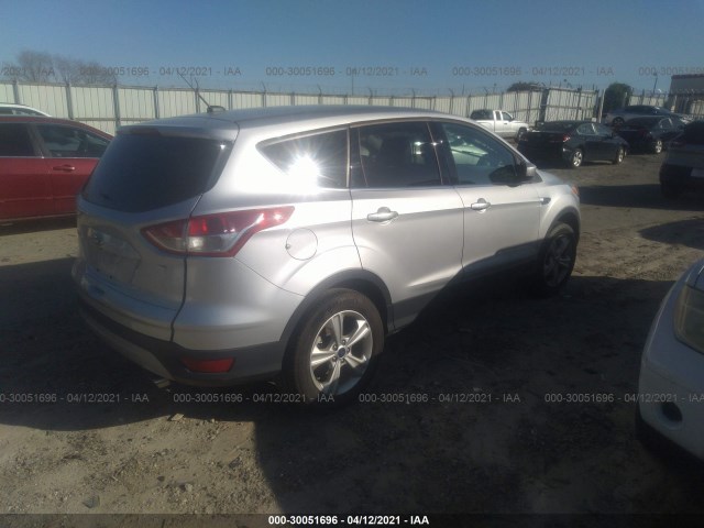 Photo 3 VIN: 1FMCU0G76GUB03216 - FORD ESCAPE 