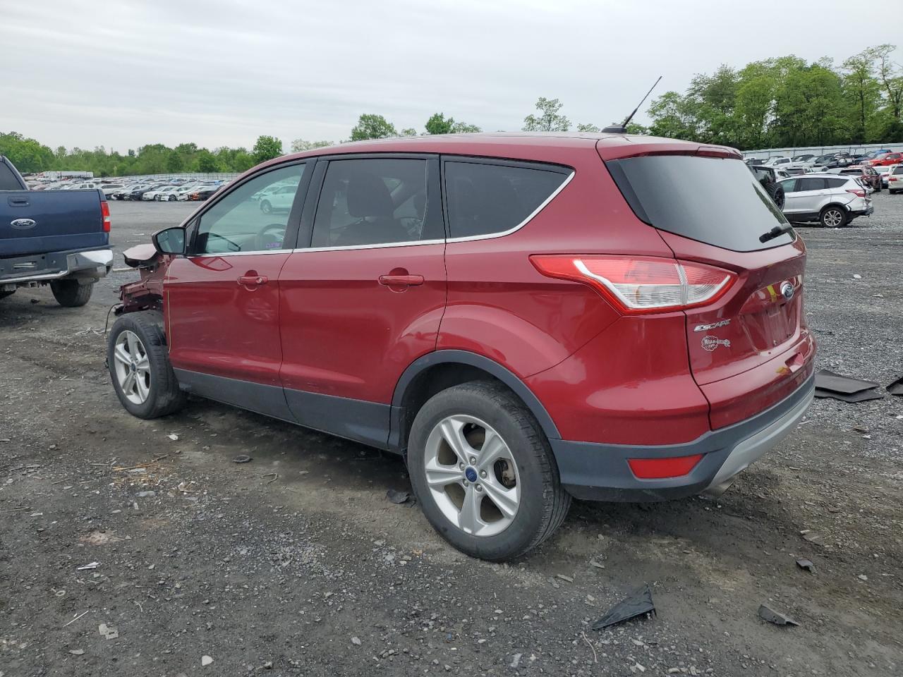 Photo 1 VIN: 1FMCU0G77FUB35767 - FORD ESCAPE 