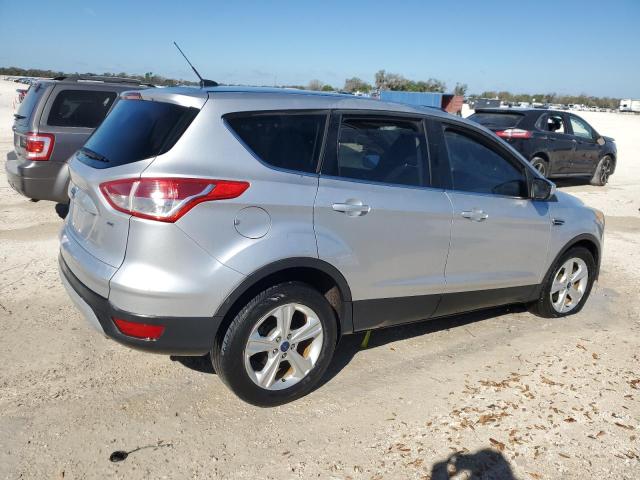 Photo 2 VIN: 1FMCU0G7XFUB36766 - FORD ESCAPE 