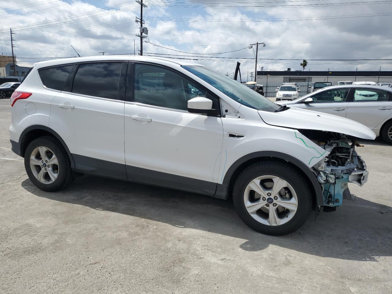 Photo 3 VIN: 1FMCU0G7XGUA85125 - FORD ESCAPE 