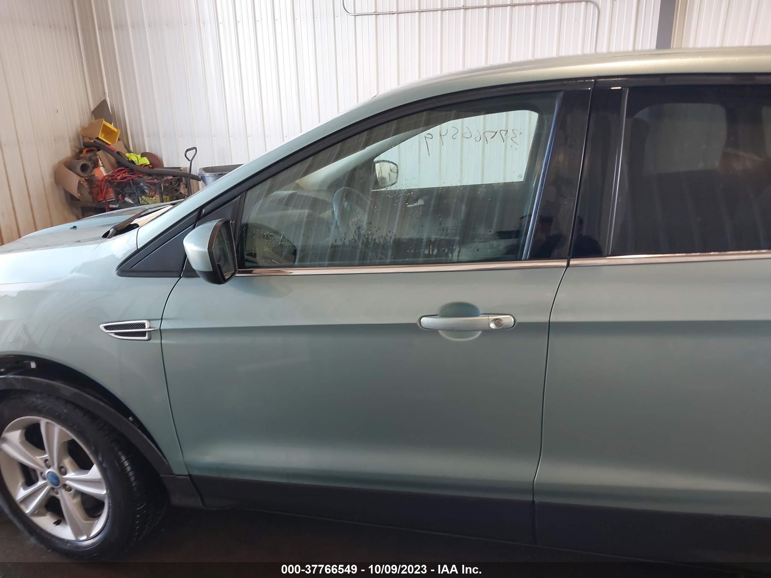 Photo 14 VIN: 1FMCU0G90DUC80647 - FORD ESCAPE 