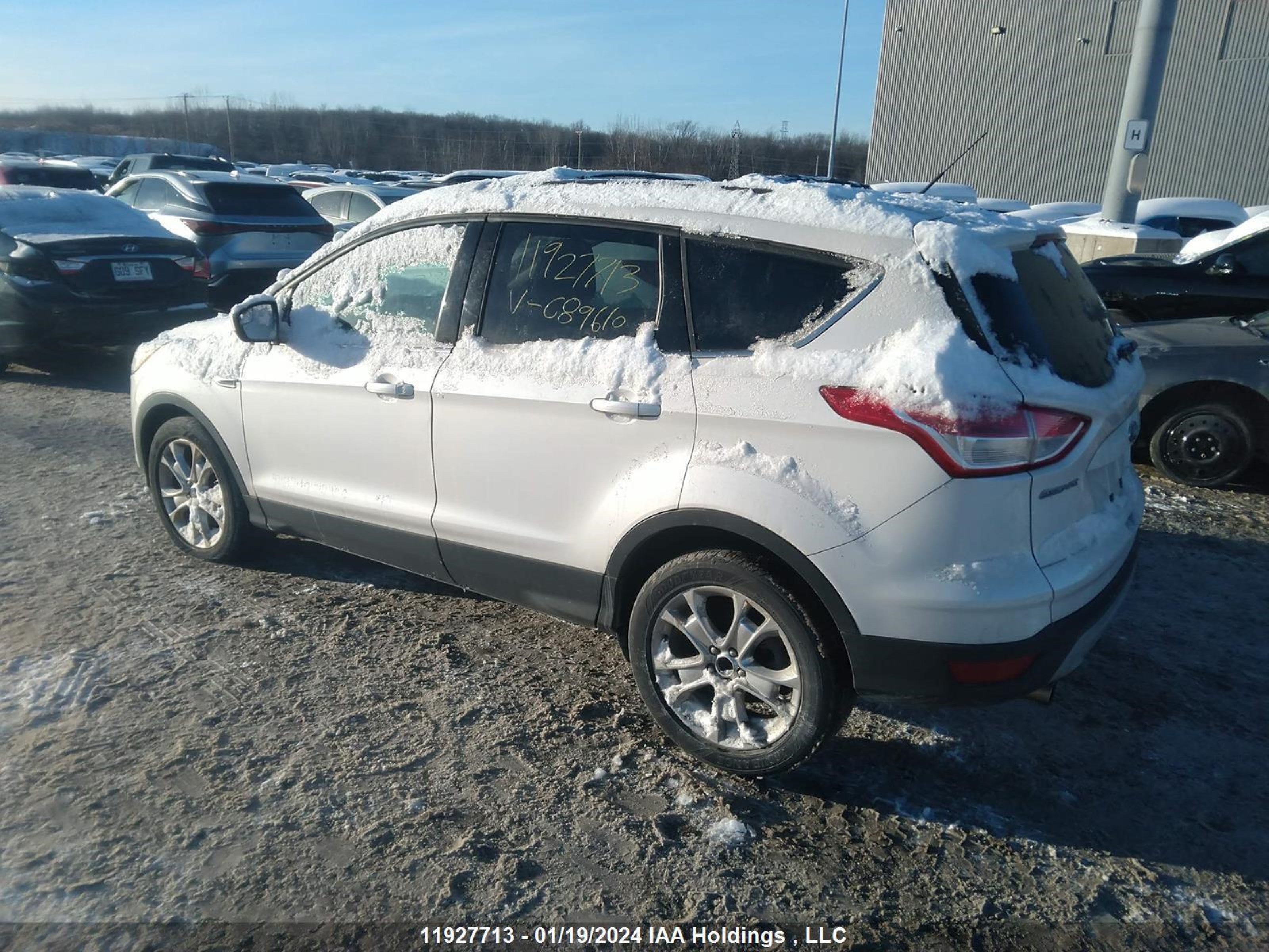 Photo 2 VIN: 1FMCU0G90DUC89610 - FORD ESCAPE 