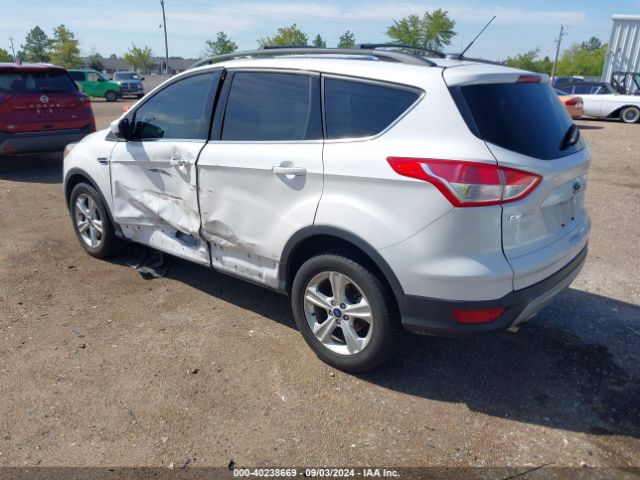 Photo 2 VIN: 1FMCU0G90GUB89169 - FORD ESCAPE 