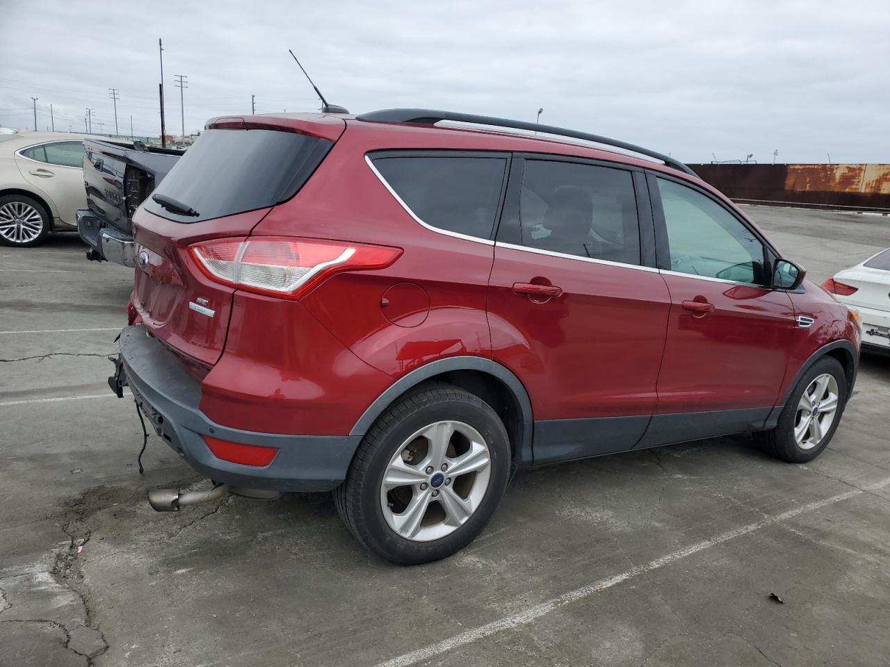 Photo 2 VIN: 1FMCU0G90GUC27807 - FORD ESCAPE 