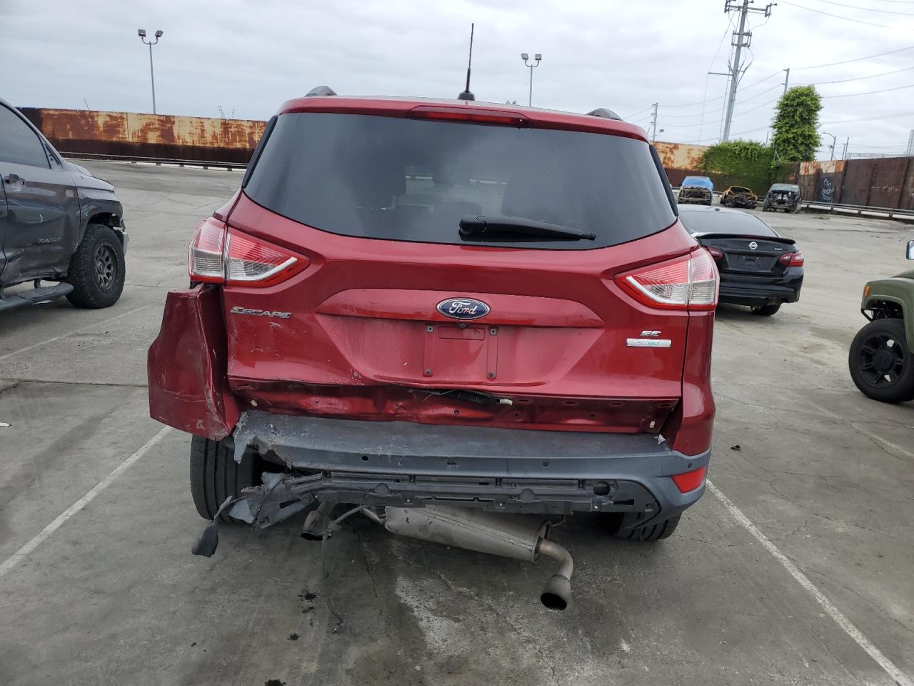 Photo 5 VIN: 1FMCU0G90GUC27807 - FORD ESCAPE 