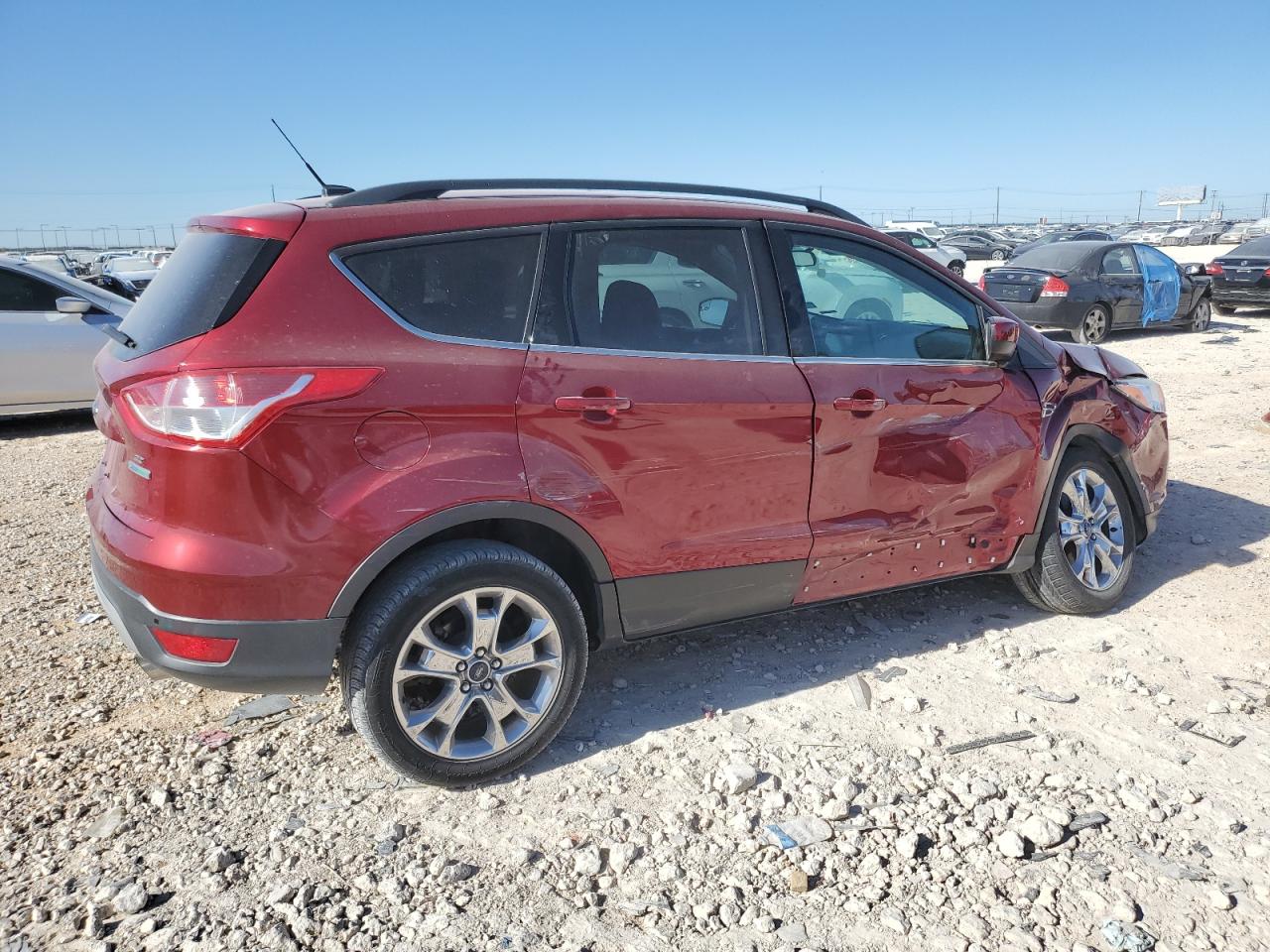 Photo 2 VIN: 1FMCU0G91EUA52688 - FORD ESCAPE 