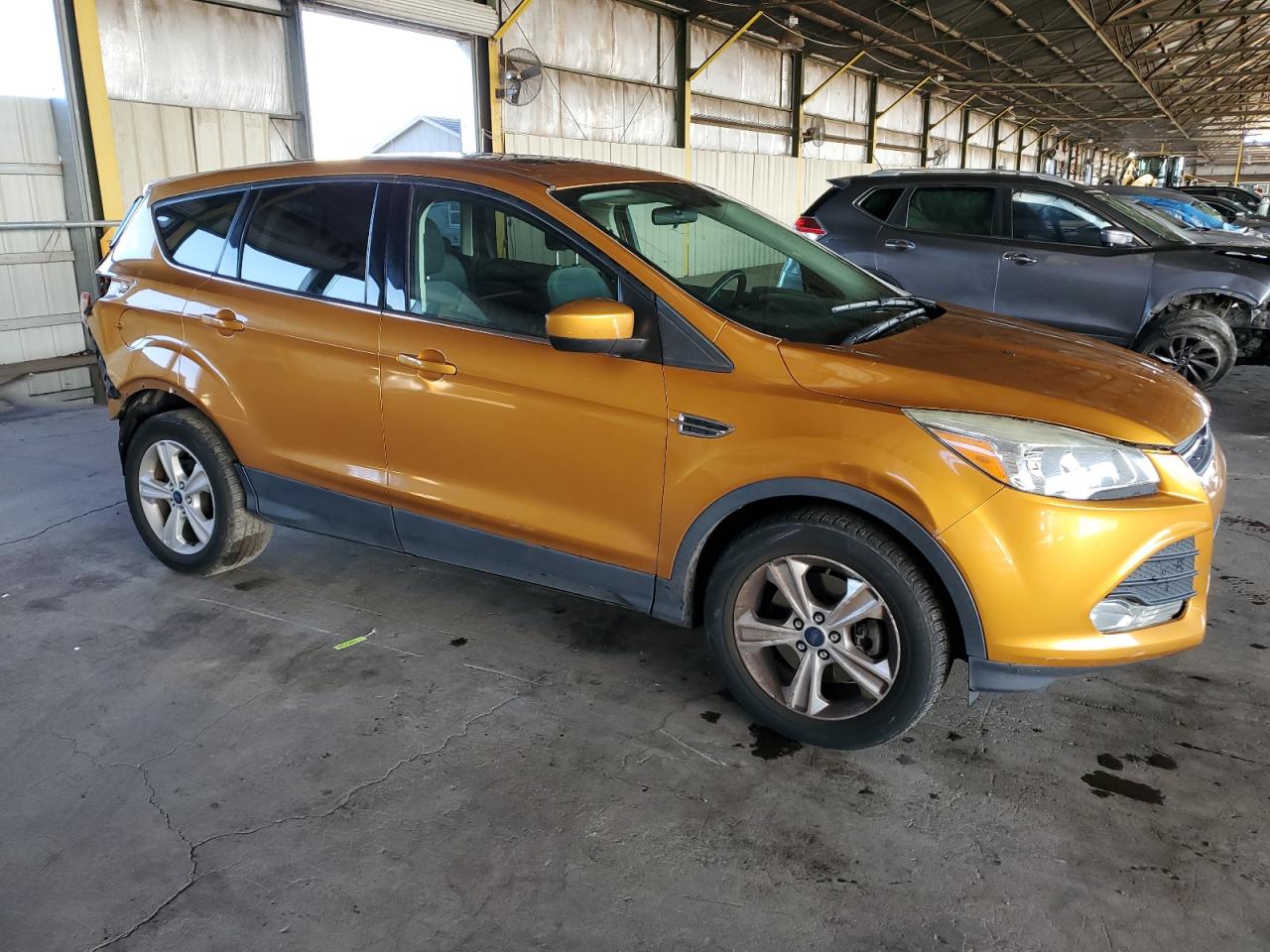 Photo 3 VIN: 1FMCU0G91GUA31679 - FORD ESCAPE 