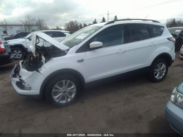 Photo 1 VIN: 1FMCU0G91HUE57227 - FORD ESCAPE 