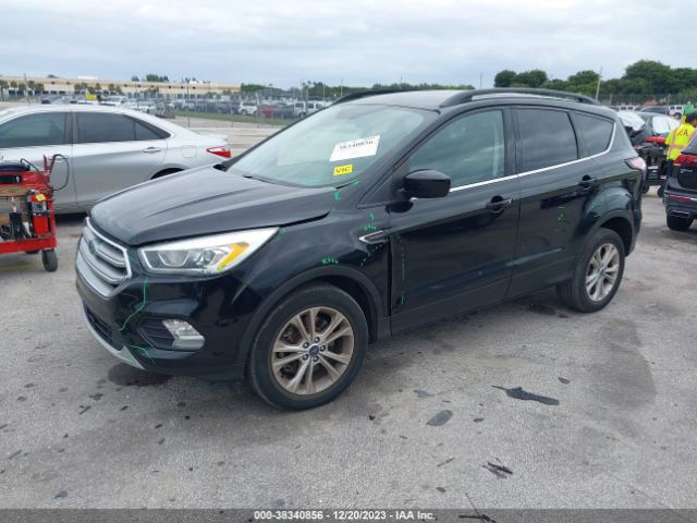 Photo 1 VIN: 1FMCU0G92HUE52991 - FORD ESCAPE 