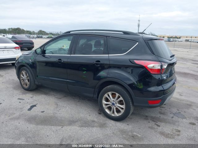 Photo 2 VIN: 1FMCU0G92HUE52991 - FORD ESCAPE 