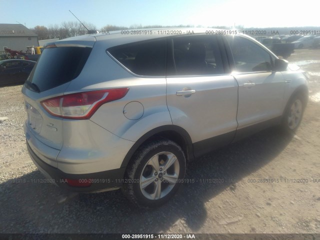 Photo 3 VIN: 1FMCU0G94DUA49606 - FORD ESCAPE 