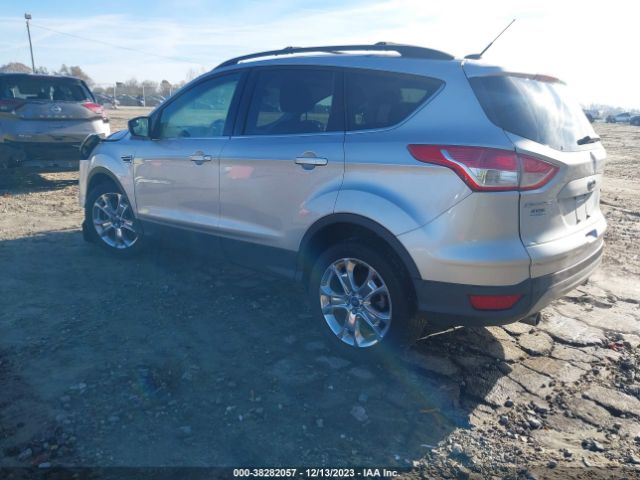 Photo 2 VIN: 1FMCU0G95DUB68412 - FORD ESCAPE 