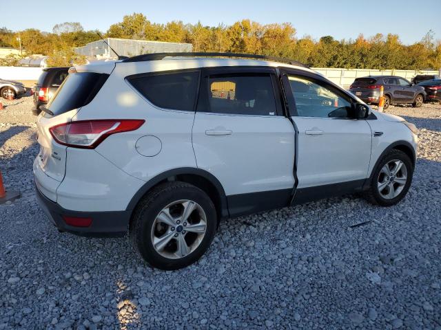 Photo 2 VIN: 1FMCU0G95FUB47191 - FORD ESCAPE SE 