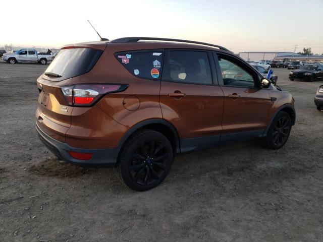 Photo 2 VIN: 1FMCU0G95HUB81389 - FORD ESCAPE SE 