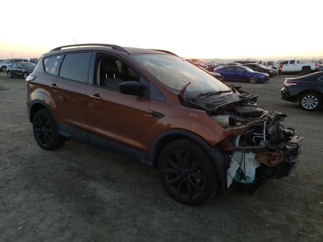 Photo 3 VIN: 1FMCU0G95HUB81389 - FORD ESCAPE SE 