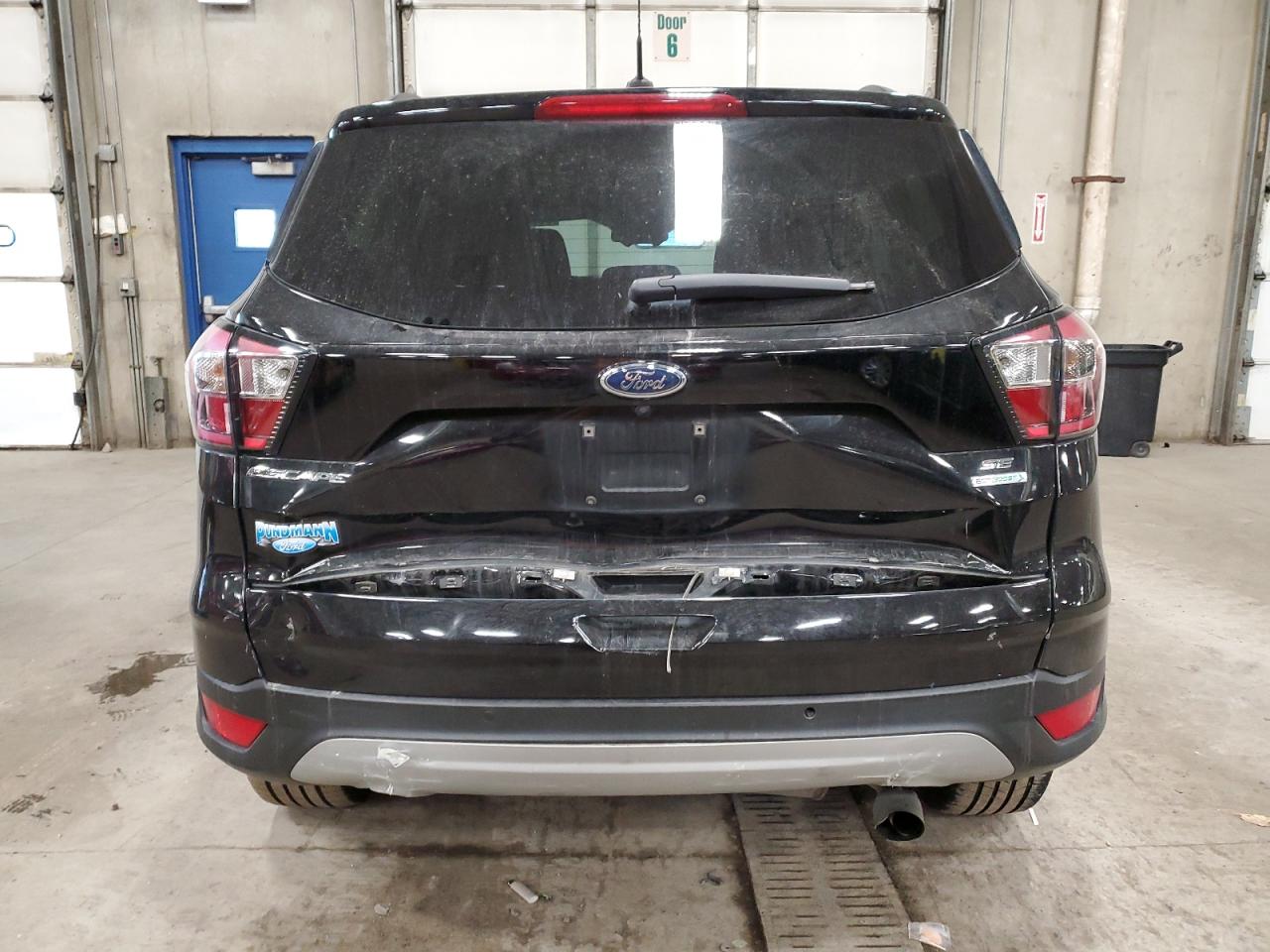 Photo 5 VIN: 1FMCU0G95HUE22254 - FORD ESCAPE 