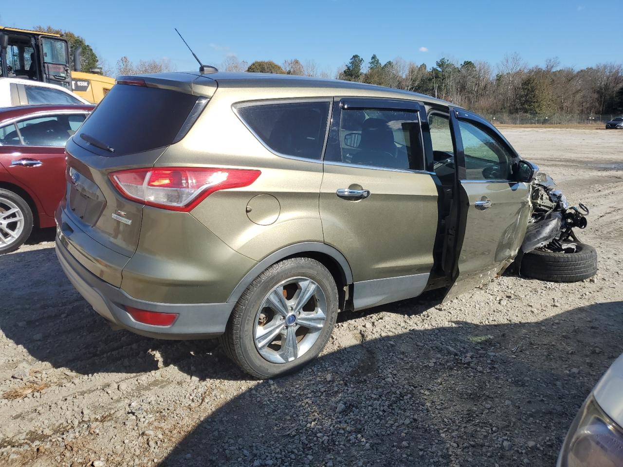 Photo 2 VIN: 1FMCU0G96EUA06631 - FORD ESCAPE 