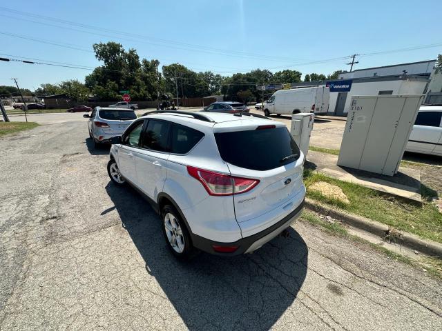 Photo 2 VIN: 1FMCU0G96GUB00625 - FORD ESCAPE SE 