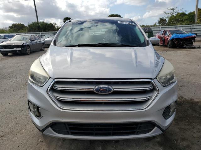 Photo 4 VIN: 1FMCU0G96HUA83455 - FORD ESCAPE 