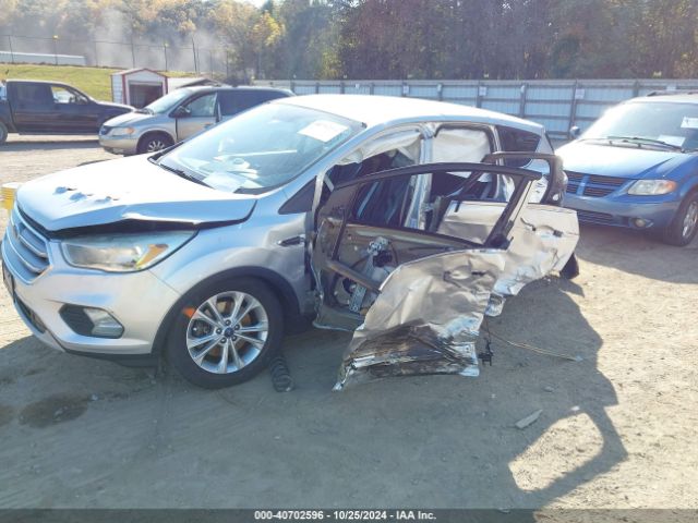 Photo 5 VIN: 1FMCU0G96HUB30984 - FORD ESCAPE 