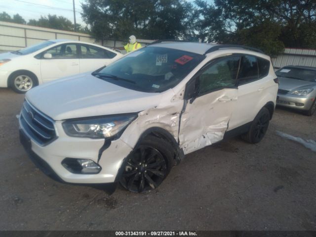 Photo 1 VIN: 1FMCU0G96HUE53951 - FORD ESCAPE 