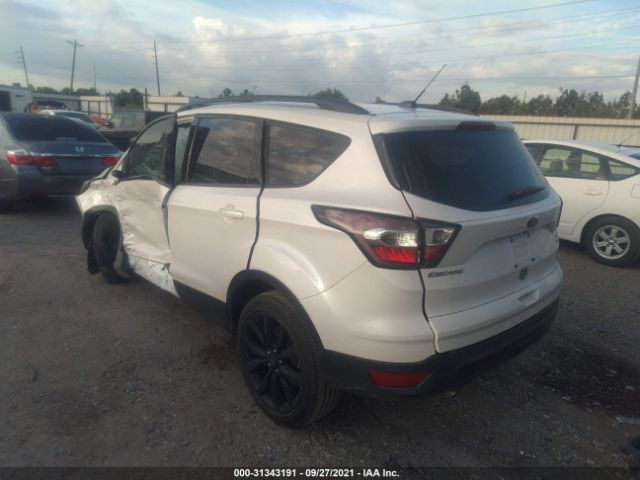 Photo 2 VIN: 1FMCU0G96HUE53951 - FORD ESCAPE 