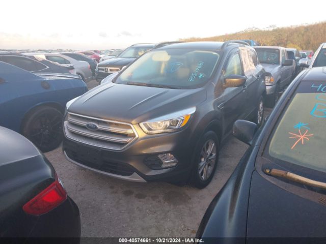 Photo 1 VIN: 1FMCU0G97HUA70763 - FORD ESCAPE 