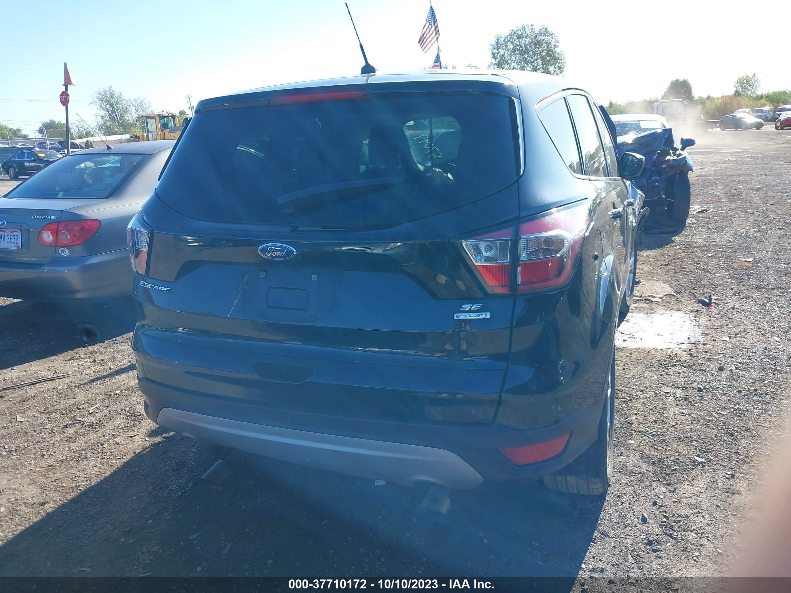 Photo 15 VIN: 1FMCU0G97HUE57099 - FORD ESCAPE 