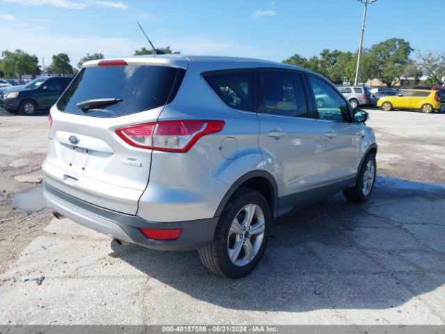 Photo 3 VIN: 1FMCU0G98FUA99749 - FORD ESCAPE 