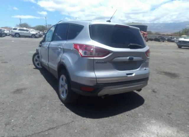 Photo 2 VIN: 1FMCU0G98GUB73950 - FORD ESCAPE 