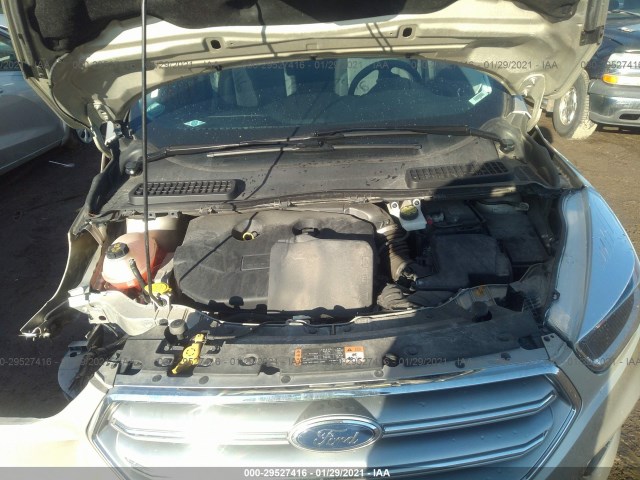 Photo 9 VIN: 1FMCU0G98HUB91379 - FORD ESCAPE 