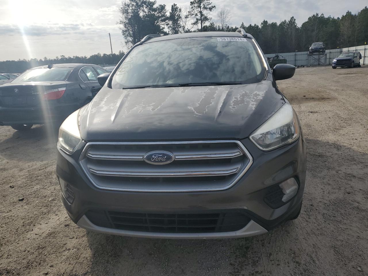 Photo 4 VIN: 1FMCU0G98HUD66925 - FORD ESCAPE 