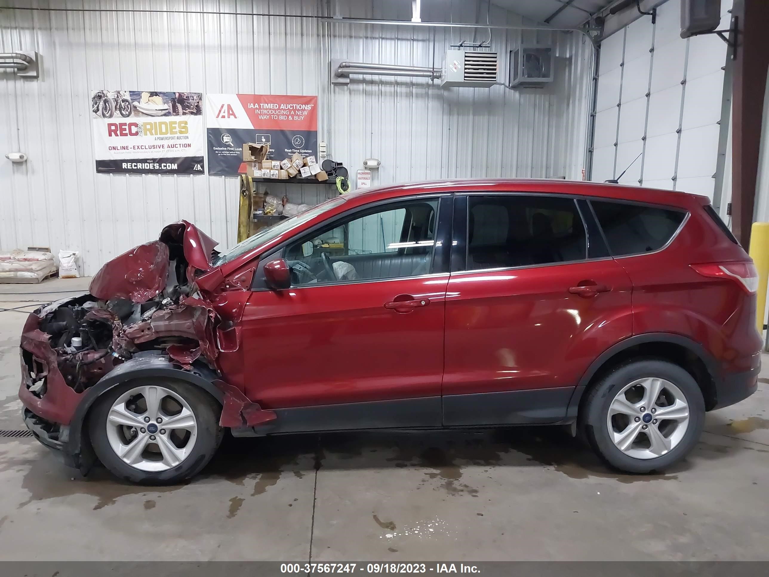 Photo 13 VIN: 1FMCU0G99GUA54577 - FORD ESCAPE 