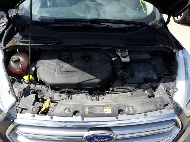 Photo 6 VIN: 1FMCU0G99HUE88404 - FORD ESCAPE 