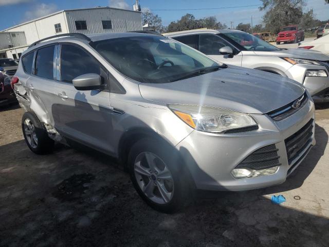 Photo 3 VIN: 1FMCU0G9XEUC57295 - FORD ESCAPE SE 