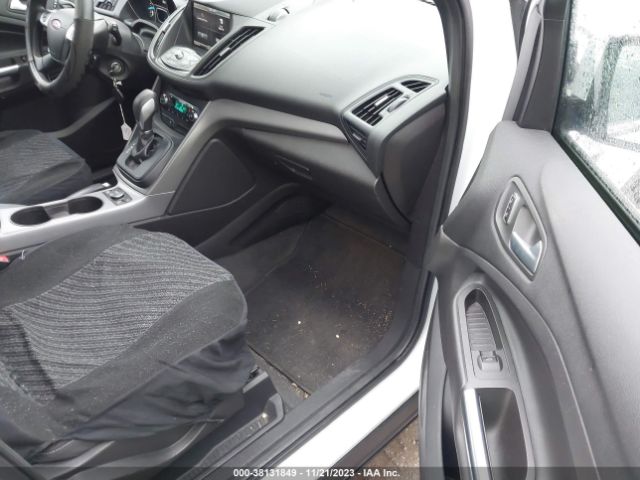 Photo 4 VIN: 1FMCU0G9XEUC77918 - FORD ESCAPE 