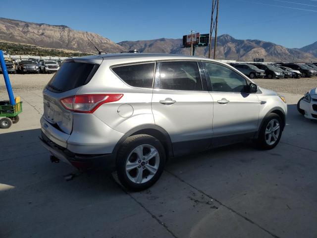 Photo 2 VIN: 1FMCU0G9XFUA26169 - FORD ESCAPE SE 