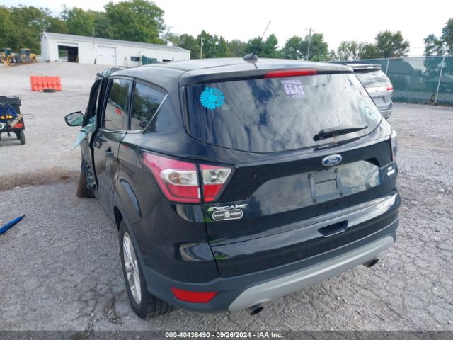 Photo 2 VIN: 1FMCU0G9XHUC81259 - FORD ESCAPE 