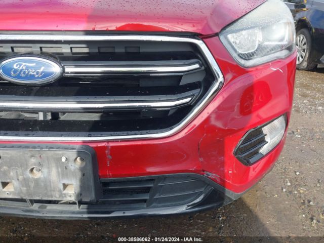 Photo 5 VIN: 1FMCU0G9XHUD93995 - FORD ESCAPE 