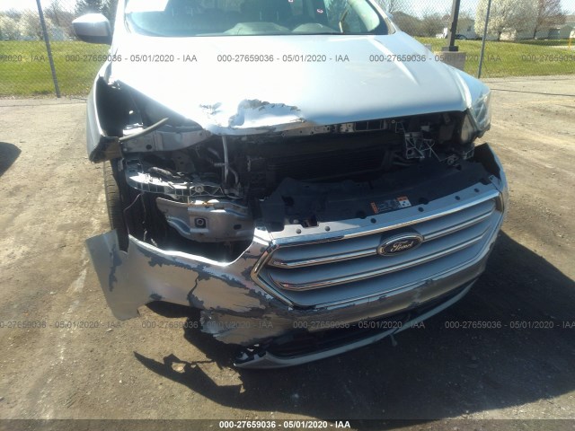 Photo 5 VIN: 1FMCU0GD0HUA16404 - FORD ESCAPE 