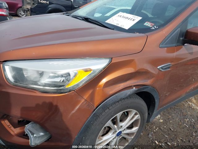 Photo 5 VIN: 1FMCU0GD0HUA25040 - FORD ESCAPE 