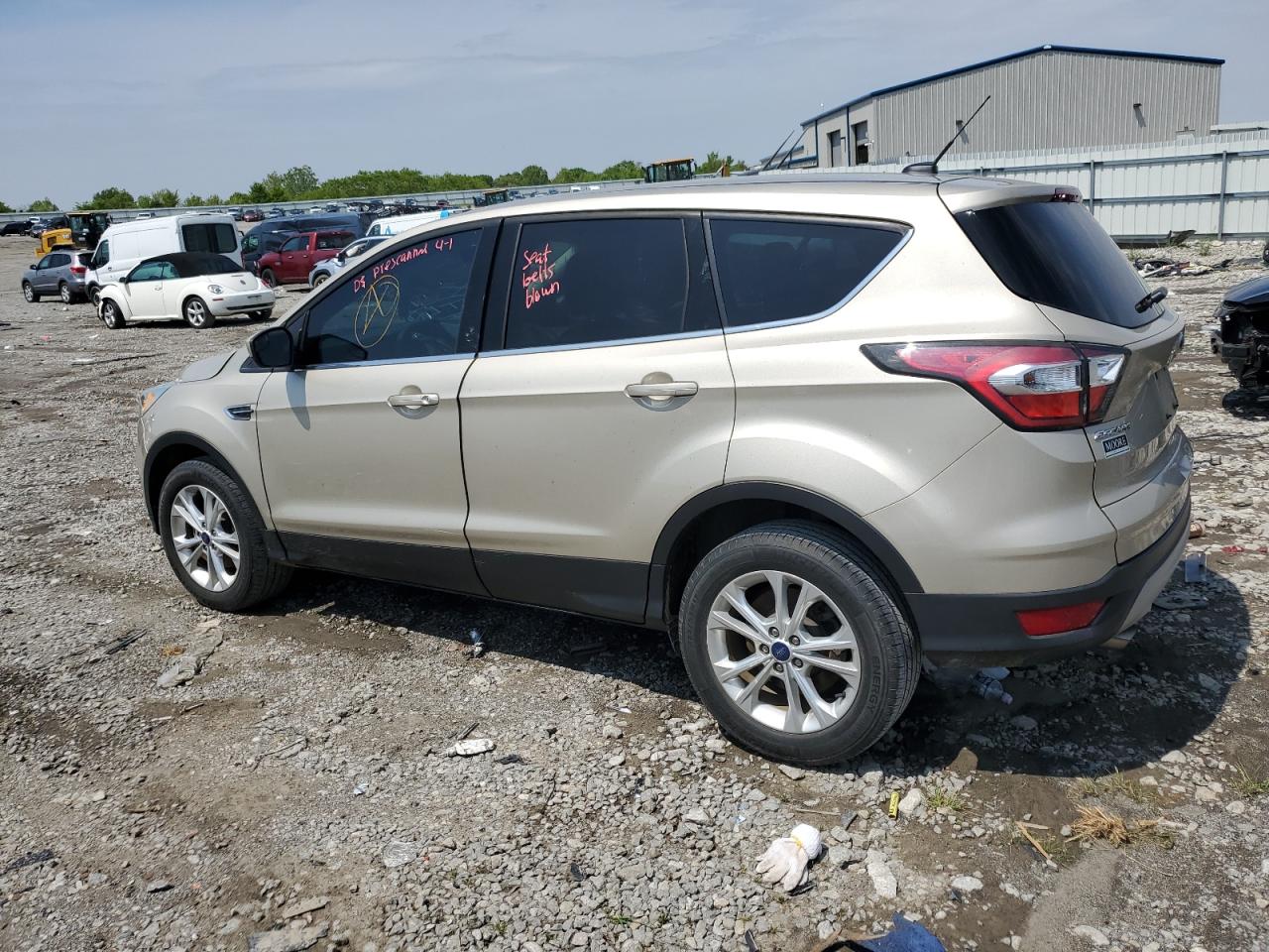 Photo 1 VIN: 1FMCU0GD0HUA53842 - FORD ESCAPE 