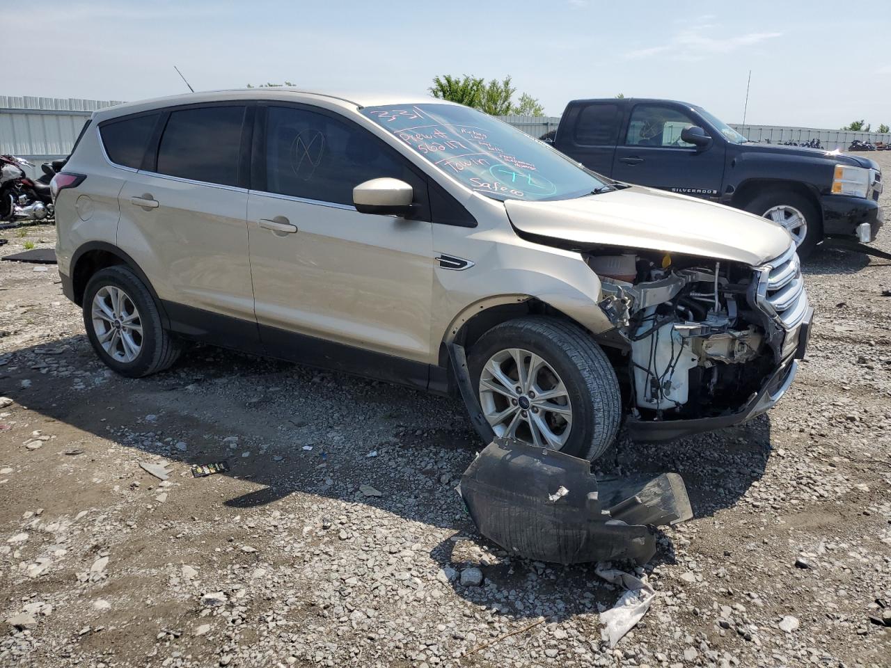 Photo 3 VIN: 1FMCU0GD0HUA53842 - FORD ESCAPE 